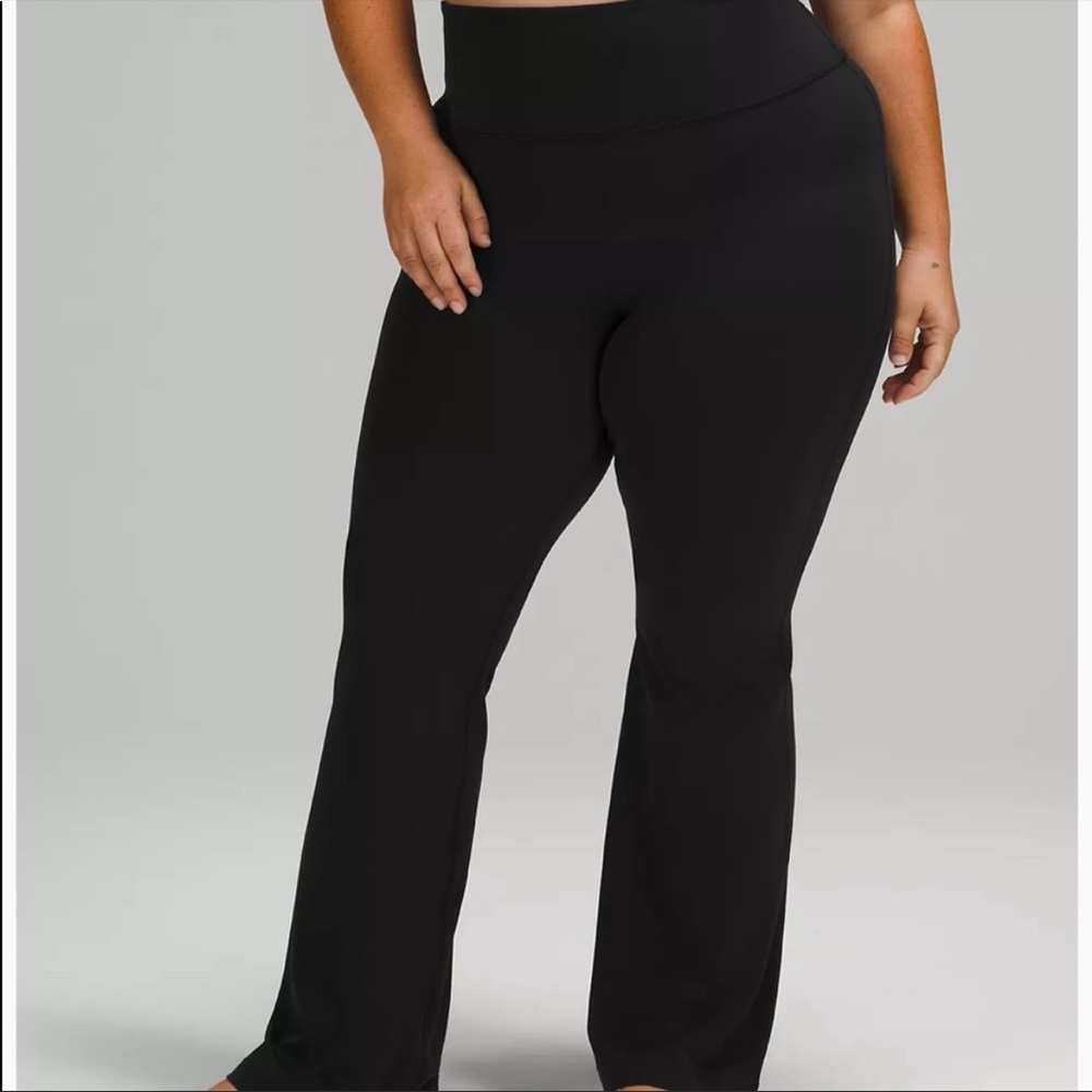 Lululemon Groove Pant Flare size 4